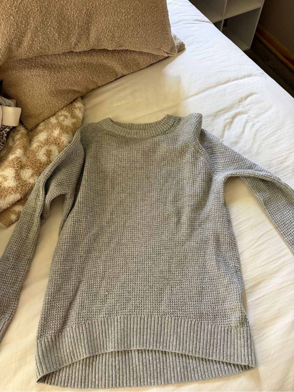 Old Navy Light Gray Waffle-Knit Crewneck Sweater
